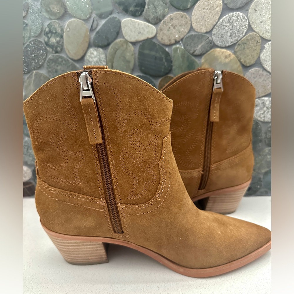 New Dolce Vida Ankle Booties - Picture 7 of 11